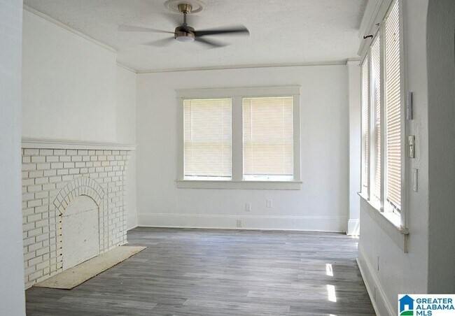 Foto del edificio - 607 E 22nd St