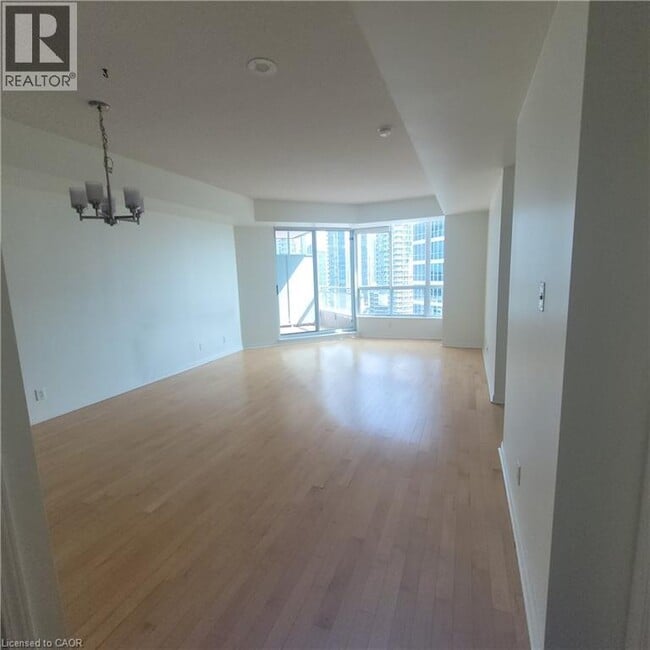 Building Photo - 228 Queens Quay W