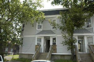 Primary Photo - 121-123 Redwood Ave