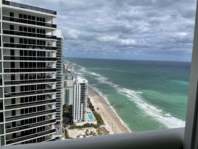 Foto del edificio - 1830 S Ocean Dr