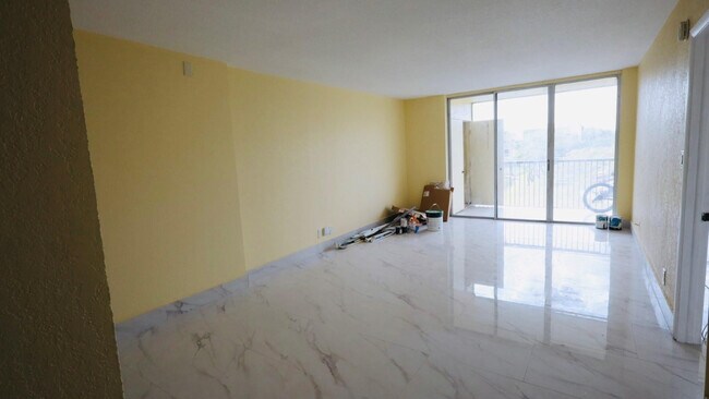 Foto del edificio - 3101 NW 47th Terrace