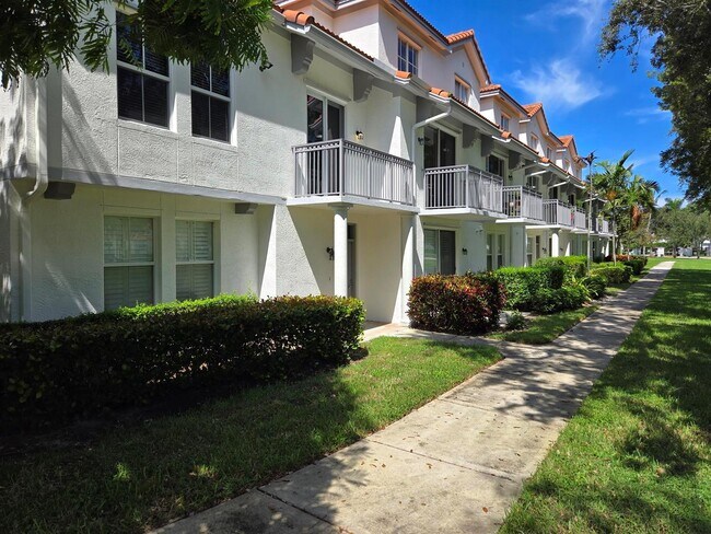 Foto del edificio - 2056 Alta Meadows Ln