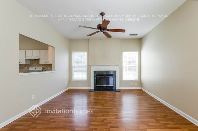 Foto del edificio - 6432 Tunston Ln