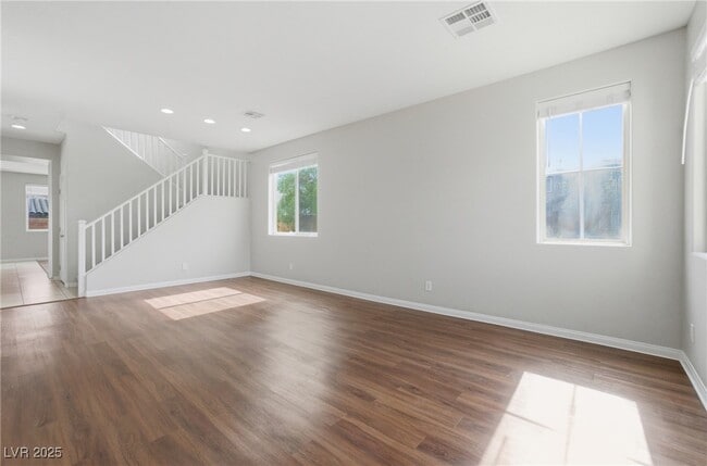 Foto del edificio - 6416 N Setting Moon St