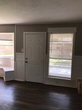 Building Photo - 10915 Gatlinburg Dr