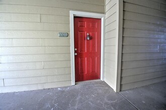 Building Photo - 2320 Gracy Farms Ln