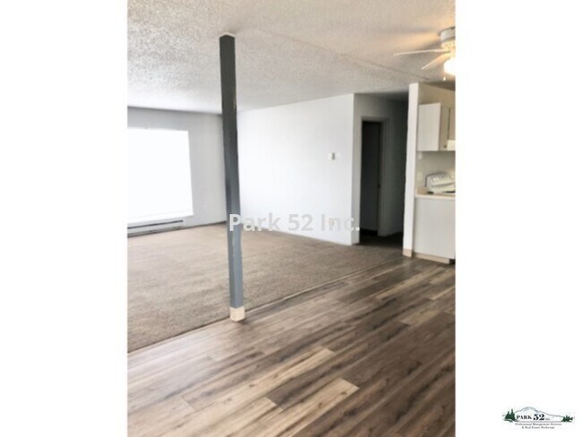 Foto del edificio - 4002 S Warner St