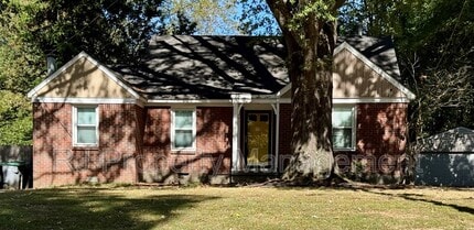 Building Photo - 2888 Midland Ave