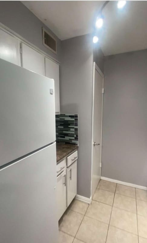 Photo - 5601 Birchman Ave Apartment