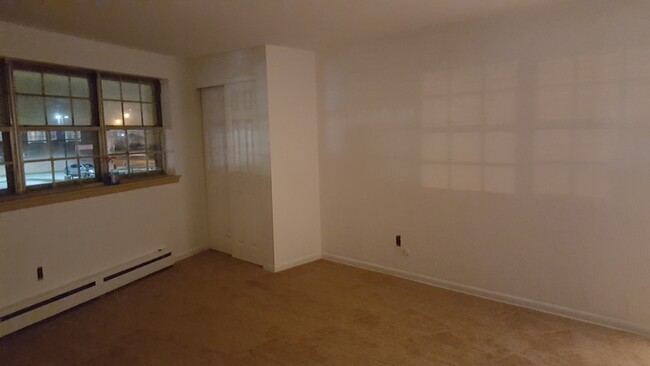 Large closet in Master bedroom - 425 Chester Pike