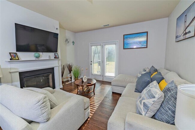 Foto del edificio - 2084 Sawgrass Dr