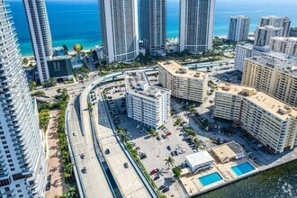 Building Photo - 1801 S Ocean Dr