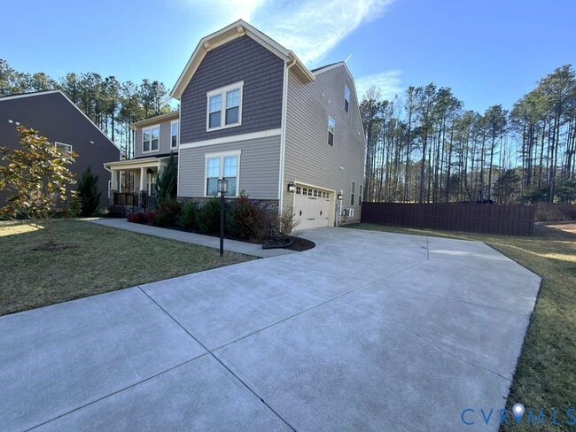 Foto del edificio - 16037 Cambria Cove Blvd