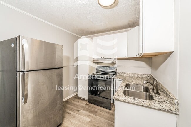 Foto del edificio - 2821 Snavely Ave SW