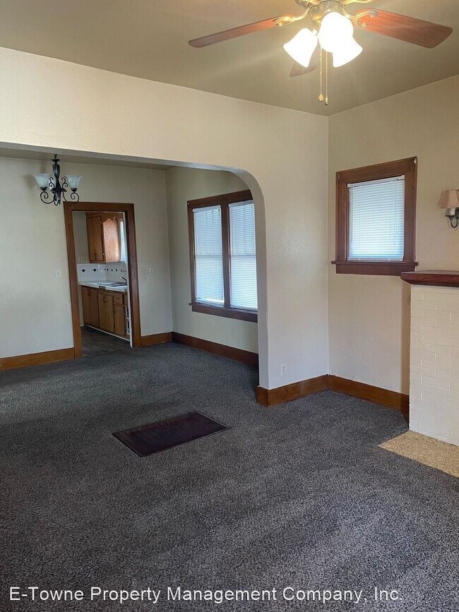 Foto del edificio - 2 br, 1 bath House - 216 N Madison