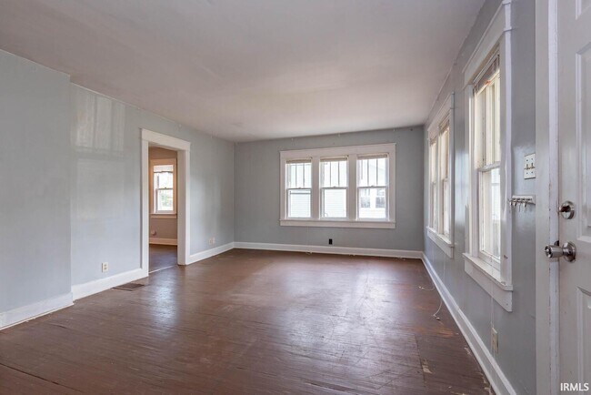 Foto del edificio - 204 S Clark St