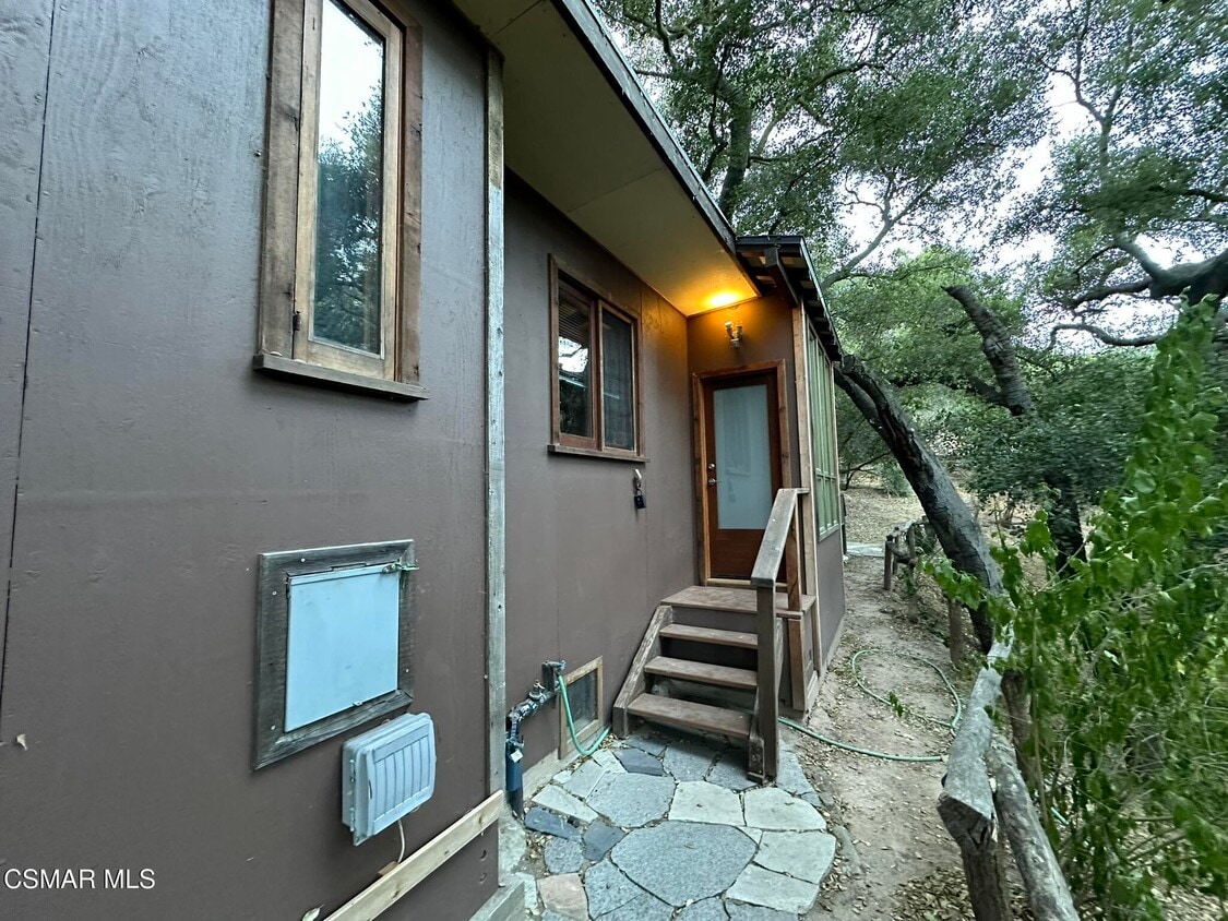 Foto principal - 1281 Old Topanga Canyon Rd