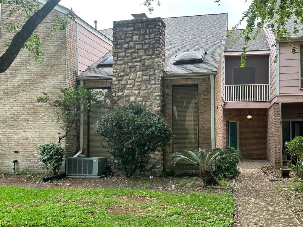 Primary Photo - 17132 Beaver Springs Dr