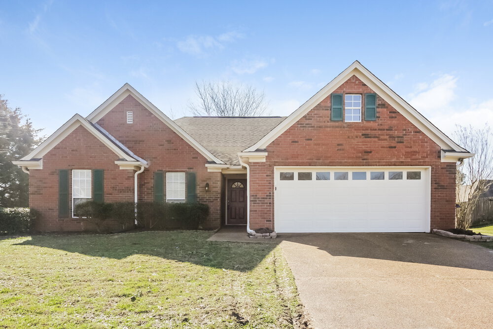 Primary Photo - 6163 E Morgan Manor Dr