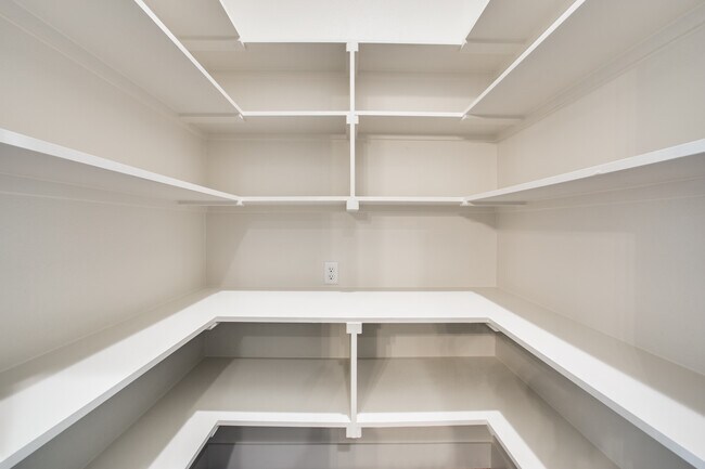 Foto del edificio - 3135 Waits Ave