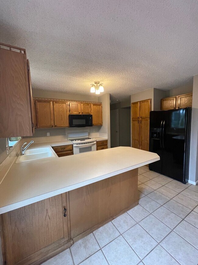 Foto del edificio - 4043 Burr Oak Dr