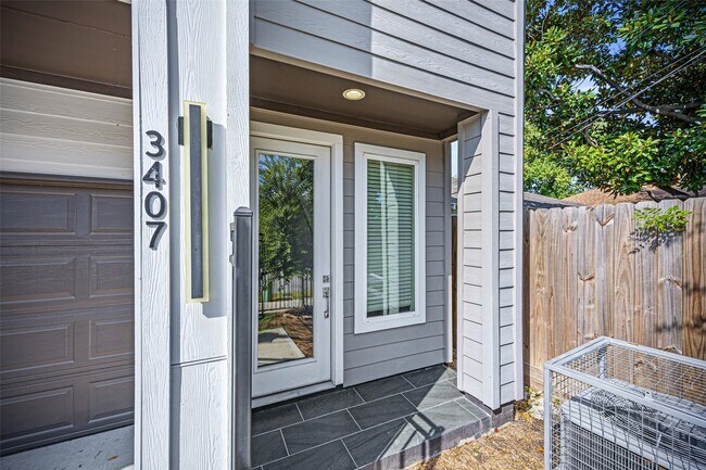 Foto del edificio - 3407 Terry St