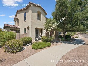 Building Photo - 5749 E Bellow Ln