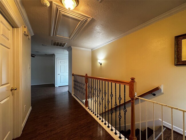 Foto del edificio - 25542 Richards Rd