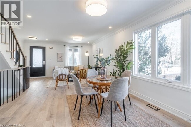 Photo du bâtiment - 1 Edward St