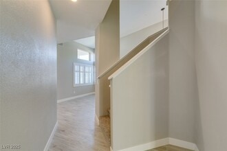 Building Photo - 2452 Silver Blossom Ln