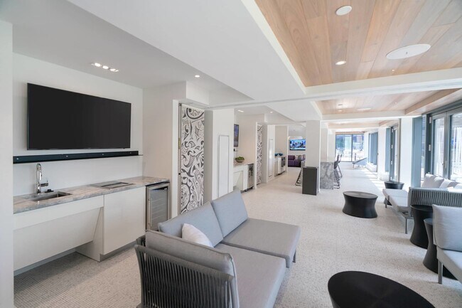 Foto del edificio - 347 Harrison Ave