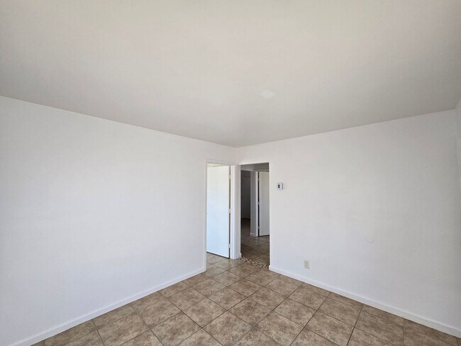 Foto del edificio - 6361 Yucca Ave