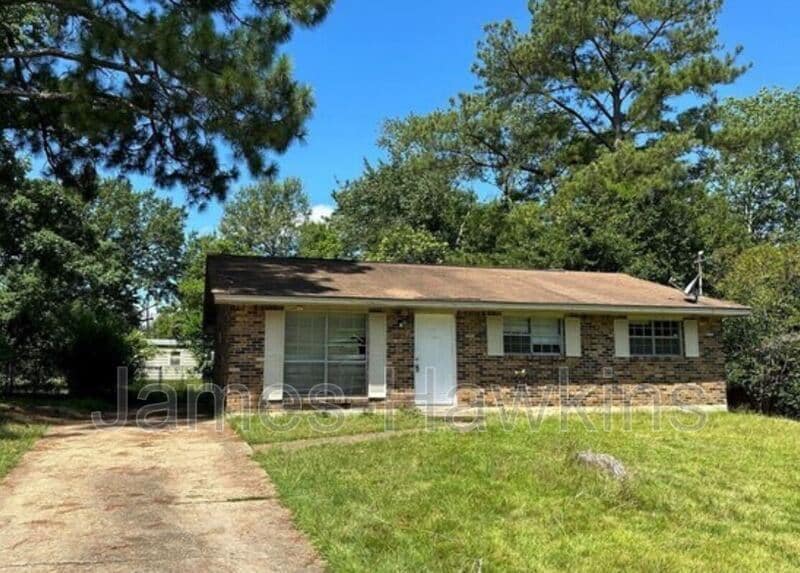Primary Photo - 6160 Hinchcliff Rd