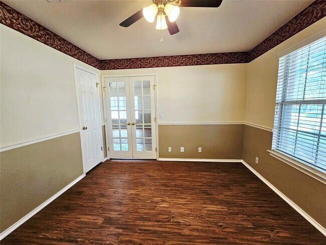 Foto del edificio - 8102 Lerwick Ln