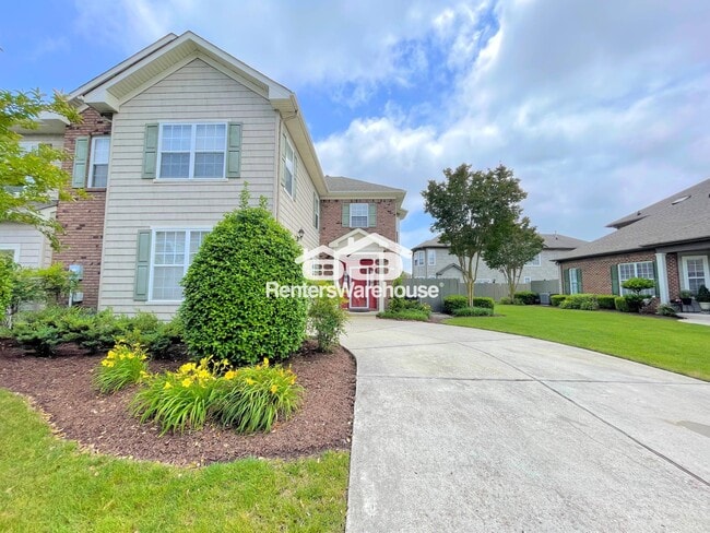 Building Photo - 3932 Cromwell Park Dr