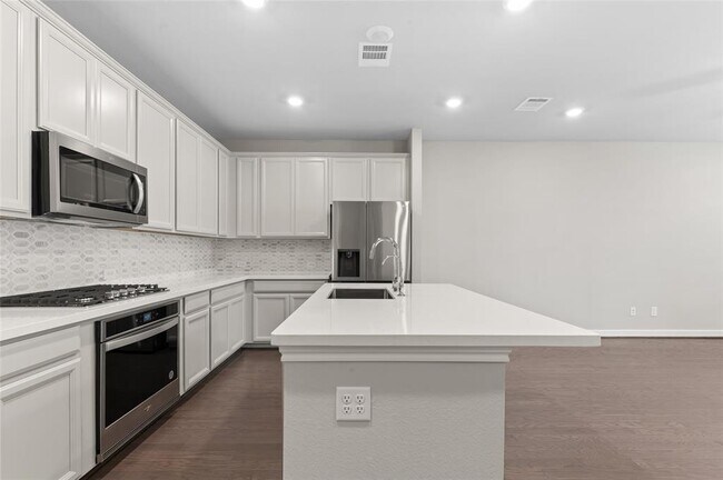 Foto del edificio - 9511 Towne Lake Pkwy
