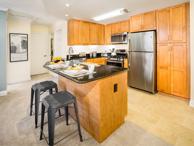 Interior Photo - Water View Village