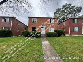 Building Photo - 214 Basswood Ave