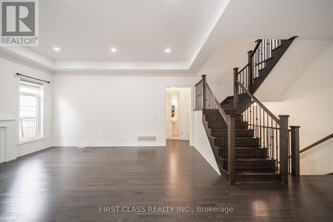 Building Photo - 38 Beaverdams Dr