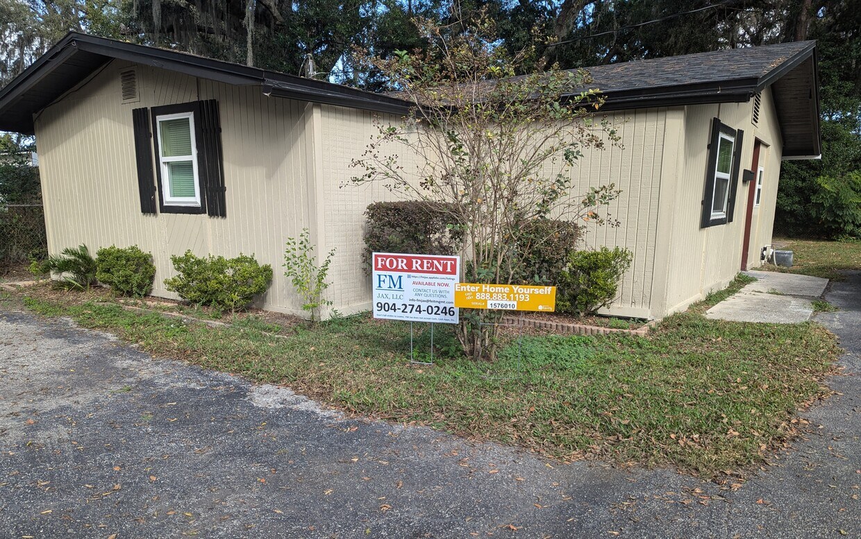 Primary Photo - 2117 Jammes Rd