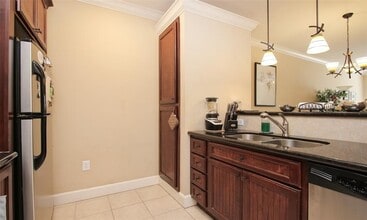 Building Photo - 2203 Dorrington St