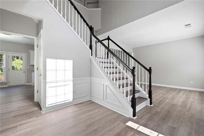 Building Photo - 4420 Sugar Maple Dr NW