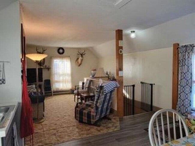 Foto del edificio - 15257 Church Ln