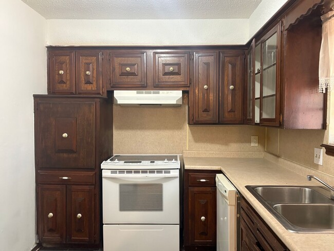 Photo - Three bedroom home in Del City