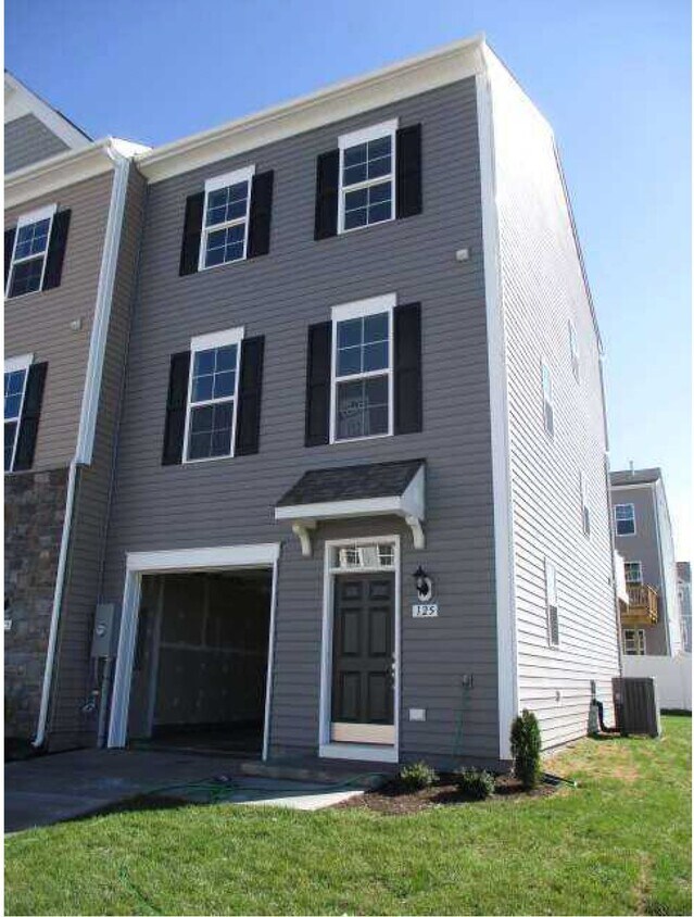 125 Stribling Way, Winchester, VA 22601 Townhome Rentals in