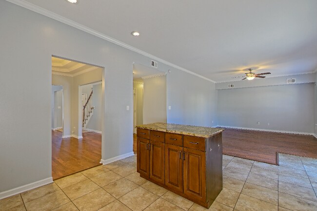 Foto del edificio - !!!WOW!!! Single Family home in Norfolk