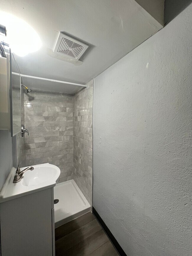 Foto del edificio - 408 N Wayne St