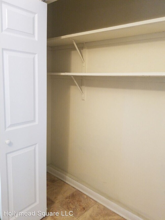 Building Photo - 1 br, 1 bath House - 2655 Gatewood Cir