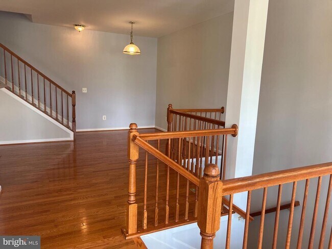 Building Photo - 12953 Slateford Ln