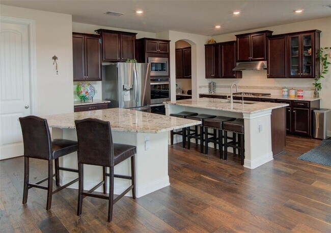 Building Photo - 15621 Cabrillo Way